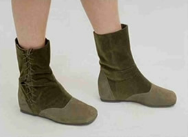 'little boots'